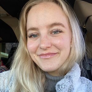 Meet your Posher, Sydney